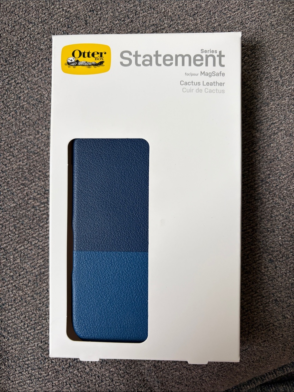 OtterBox Statement Series MagSafe Two-Tone Blue Cactus Leather Wallet